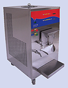 KORECO. Комбинированная машина пастеризатор и батч фризер модель MC10C. Щелкните левой кнопкой мыши для просмотра увеличенного изображения.