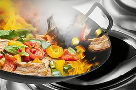 Как запустить прибыльный вок-конструктор: секреты приготовления лапши и риса при больших объемах.